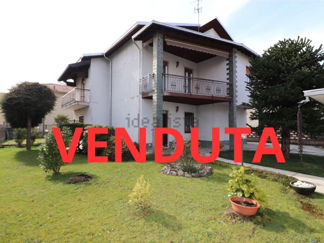 Casa in vendita a Cascina Emanuela, Solaro