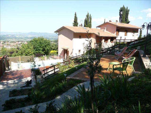 Casa in vendita a Sarteano, Toscana