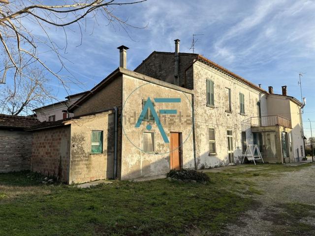 Casa in vendita a Ravenna, Reggio Emilia