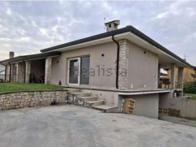Casa in vendita a Pontegatello, Azzano Mella