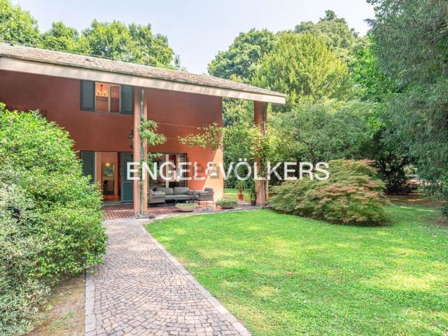 Casa in vendita a Rondò dei Pini, Monza