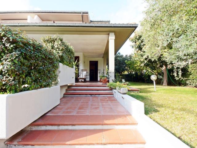 Casa in vendita a Follonica, Toscana
