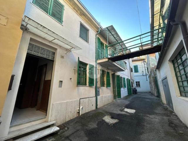Casa in vendita a Piemonte, Alessandria