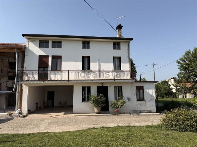 Casa in vendita a Breganze, Veneto