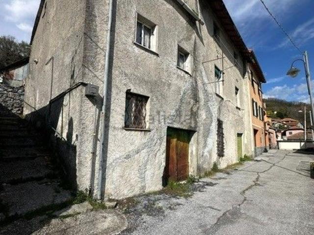 Casa in vendita a Ceranesi, Liguria