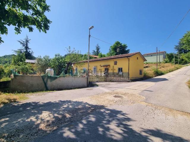 Casa in vendita a Trevico, Campania