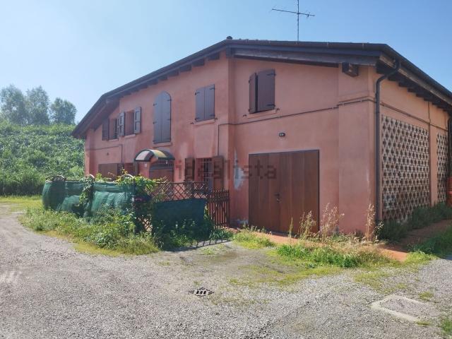 Casa in vendita a Modena