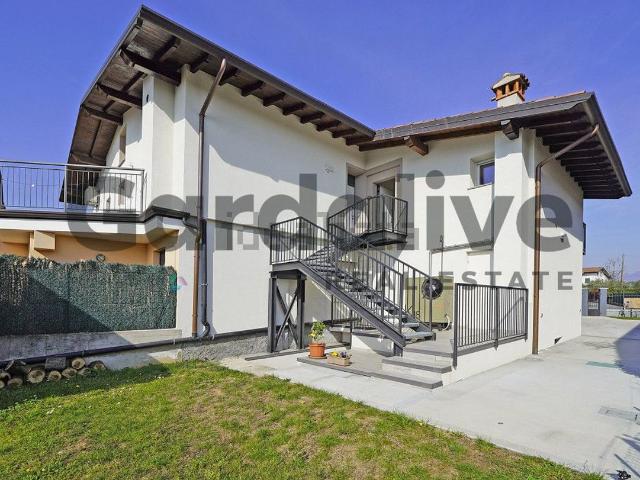 Casa in vendita a Puegnago, Lombardia
