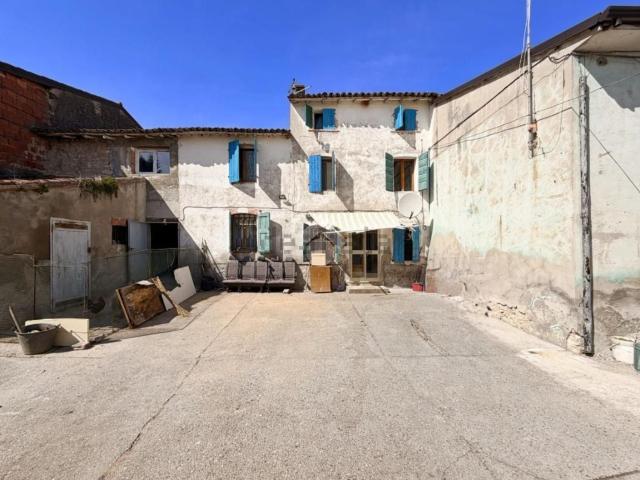 Casa in vendita a San Vittore, Colognola ai Colli