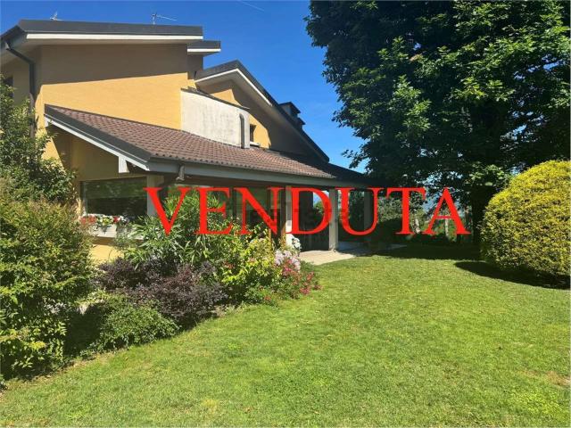 Casa in vendita a Bodio Lomnago, Lombardia