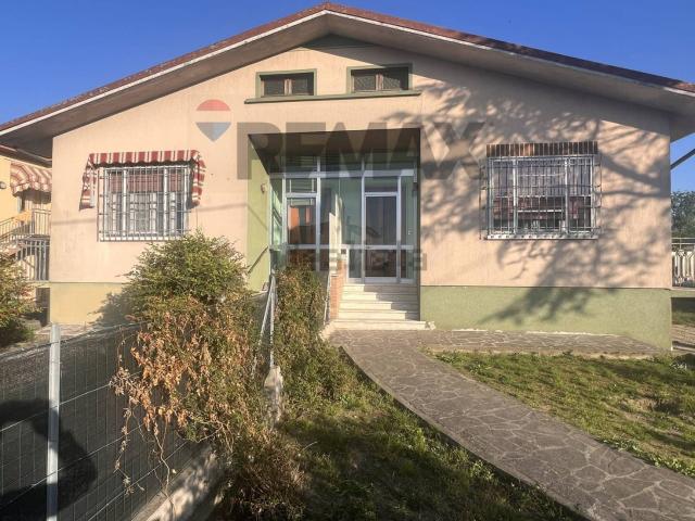 Casa in vendita a Sermide e Felonica, Cà Bianche