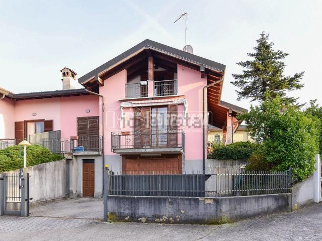 Casa in vendita a Rovascio, Tavernerio
