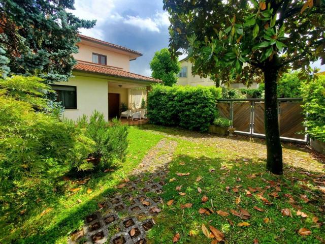 Casa in vendita a Subbiano, Toscana