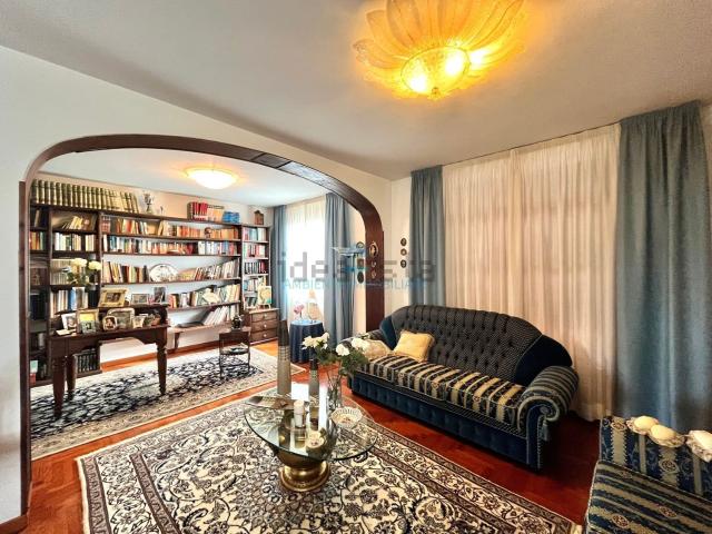 Casa in vendita a Poggiola, Arezzo