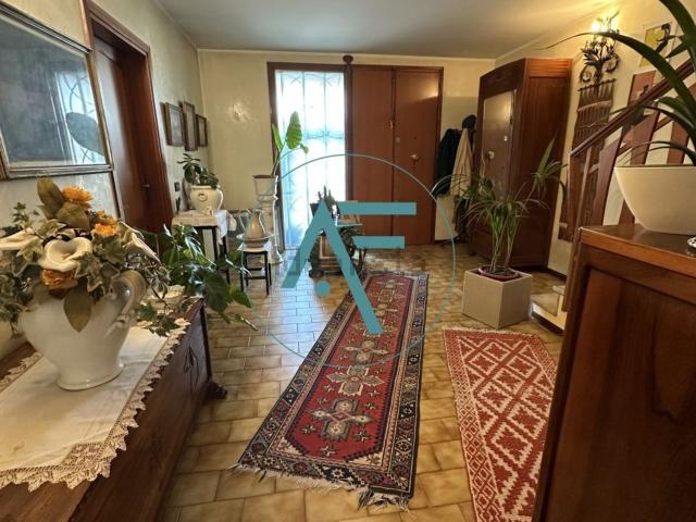 Casa in vendita a Ravenna, Reggio Emilia