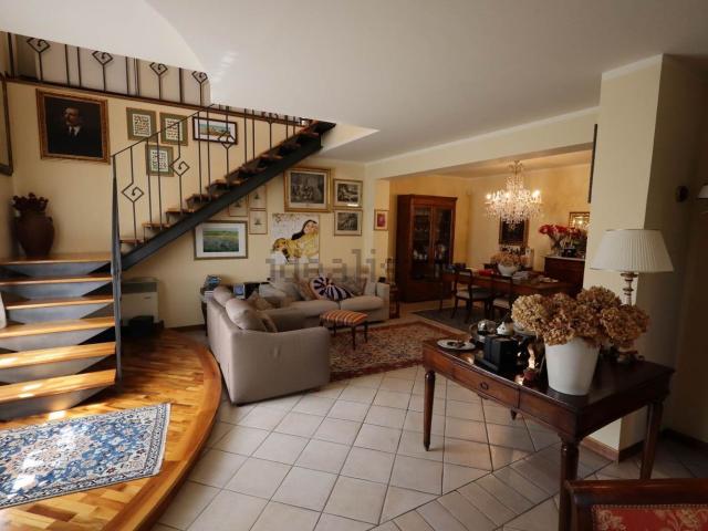 Casa in vendita a Foiano Della Chiana, Toscana