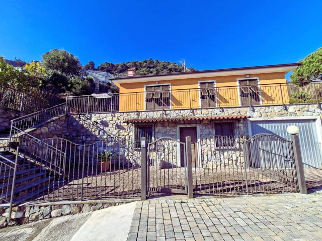 Casa in vendita a Camporosso mare, Camporosso