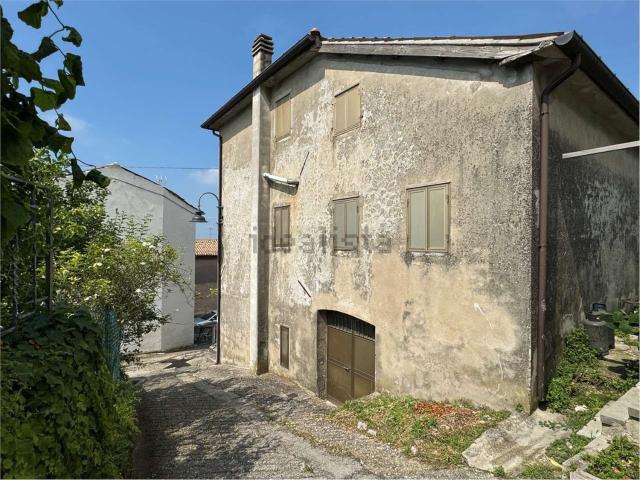 Casa in vendita a Sarmede, Veneto