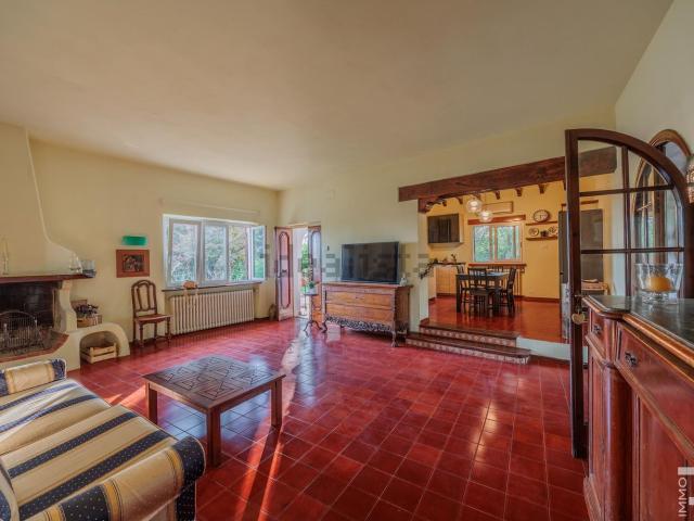 Casa in vendita a Caravello, Camaiore