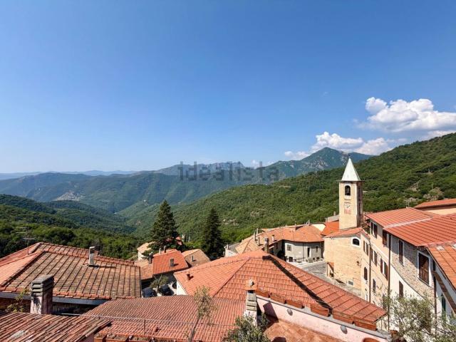 Casa in vendita a Poggio, Balestrino