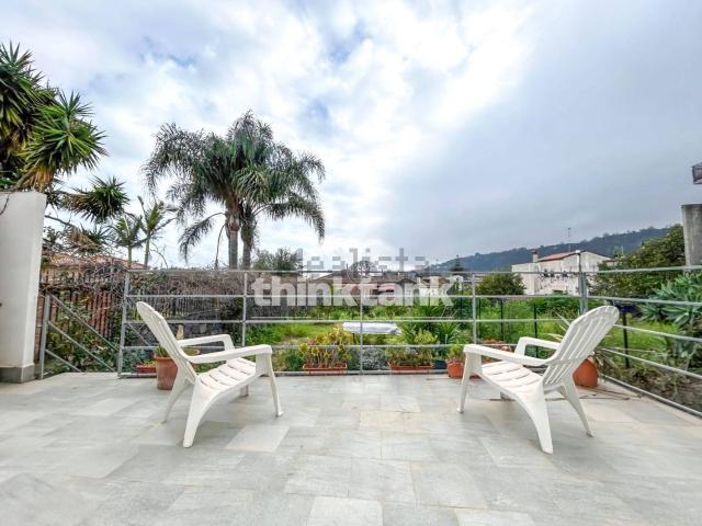 Casa in vendita a Acireale, Sicilia