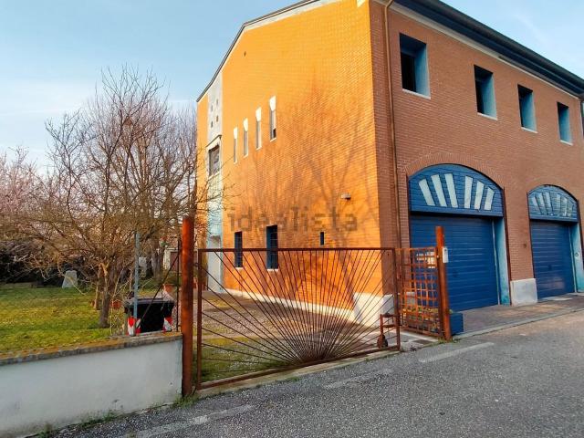 Casa in vendita a Bassa Reggiana, Re
