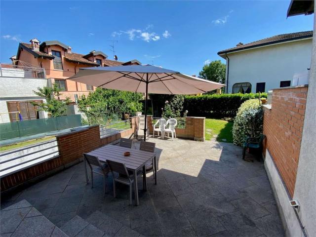 Casa in vendita a San Giuliano Milanese, Lombardia
