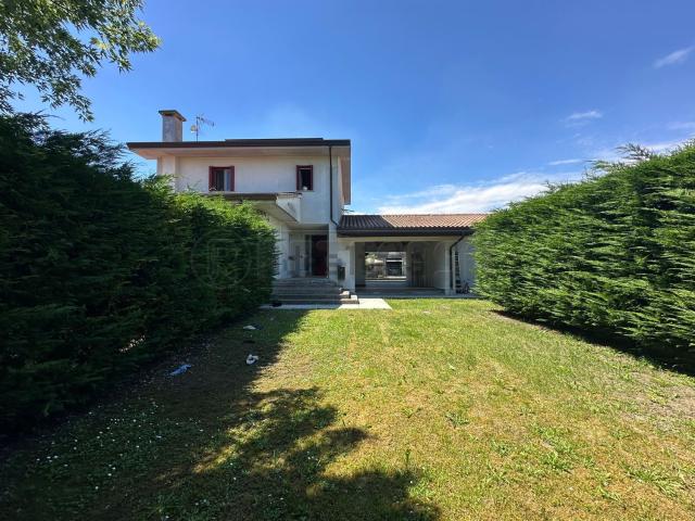 Casa in vendita a Biauzzo / Blauç, Codroipo / Codroip
