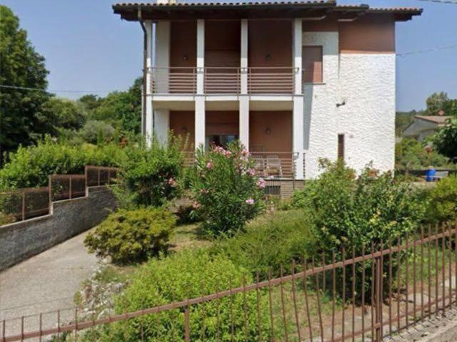 Casa in vendita a Comunità Montana del Piambello, Cunardo