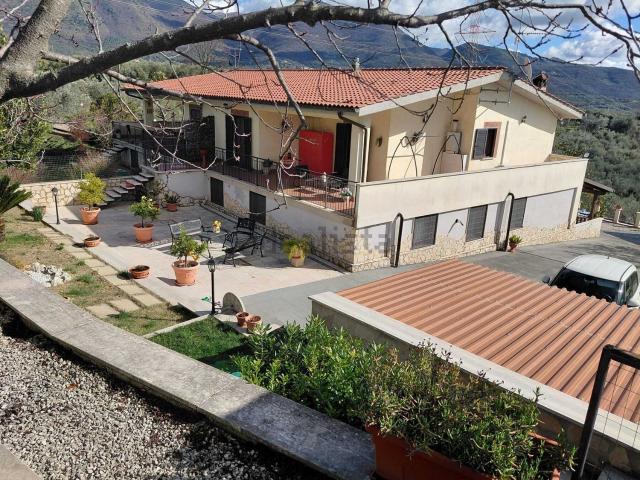 Casa in vendita a Roma Capitale, Lazio