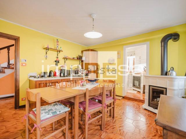 Casa in vendita a Godega di Sant'Urbano, Bibano