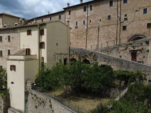 Casa in vendita a Cerreto Di Spoleto, Umbria