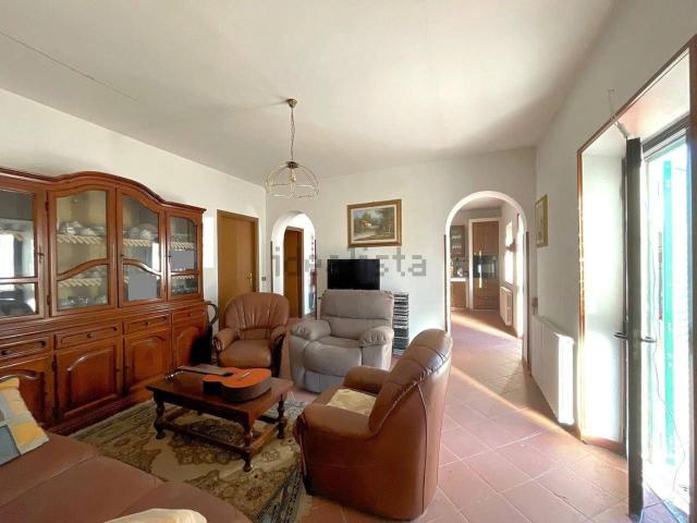 Casa in vendita a Chiesina Uzzanese, Chiesanuova