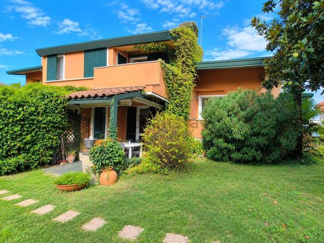Casa in vendita a Monello, Binago