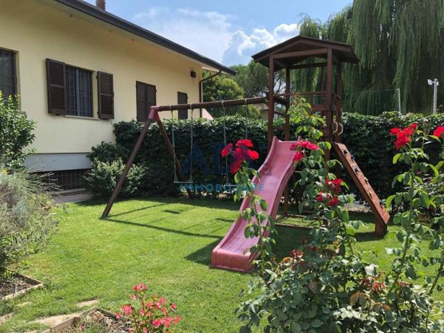 Casa in vendita a Assisi, Umbria