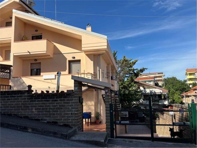 Casa in vendita a Montesilvano, Abruzzo