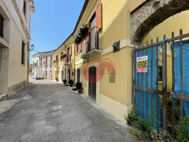 Casa in vendita a Benevento, Campania