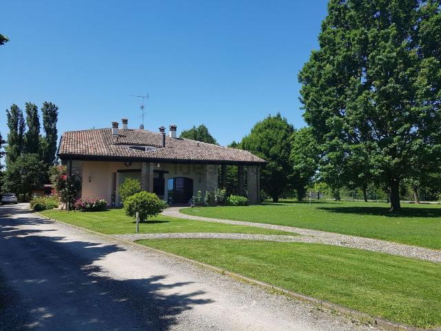 Casa in vendita a Unione Terre d'Acqua, Sant'agata Bolognese