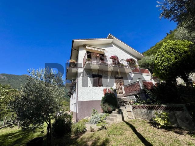 Casa in vendita a Malanotte, Borzonasca