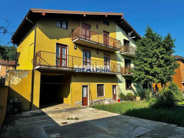 Casa in vendita a Casnigo, Lombardia