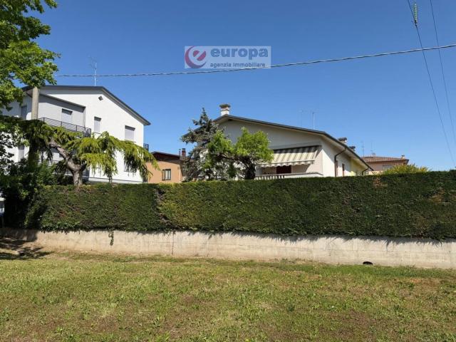 Casa in vendita a Lerino, Torri di Quartesolo