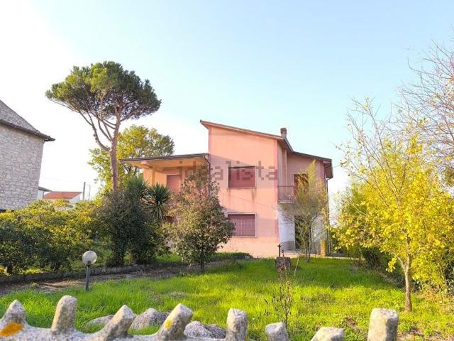 Casa in vendita a Mirabella Eclano, Campania