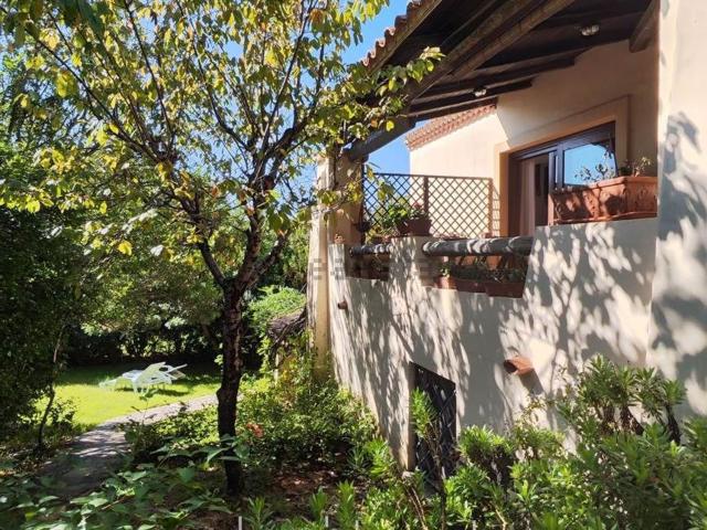 Casa in vendita a San Pantaleo, Sardigna/Sardegna