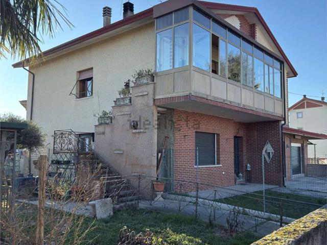 Casa in vendita a Zoppola, Friuli-Venezia Giulia