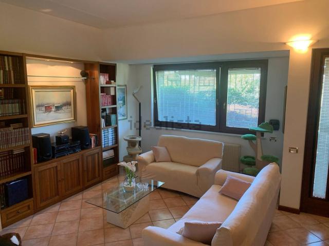 Casa in vendita a Paderno, Reana Del Roiale