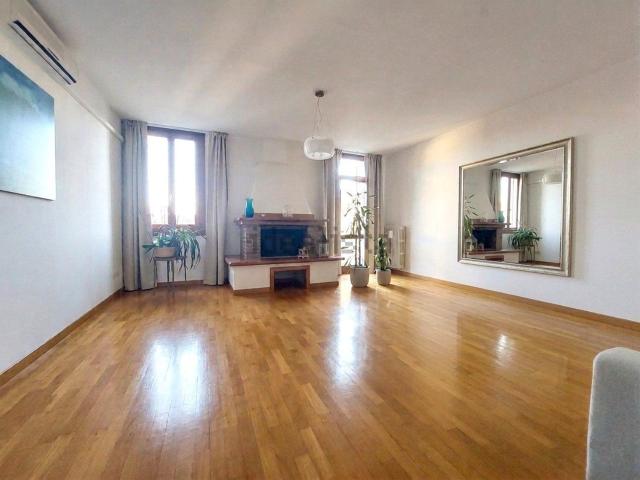 Casa in vendita a Marostica, Veneto
