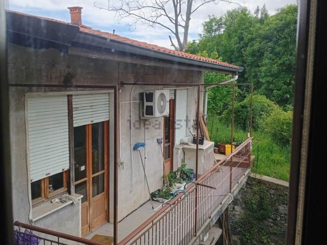 Casa in vendita a Valdilana, Piemonte