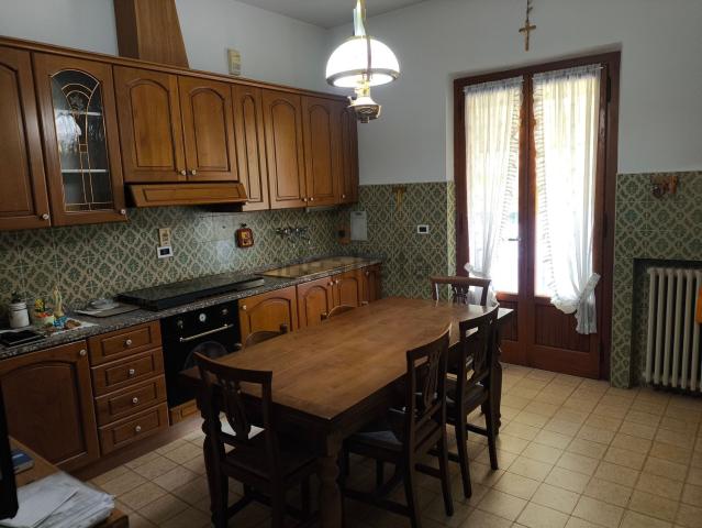 Casa in vendita a Montevettolini, Pistoia