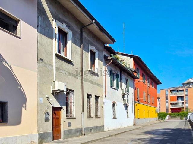 Casa in vendita a Municipio 9, Milano