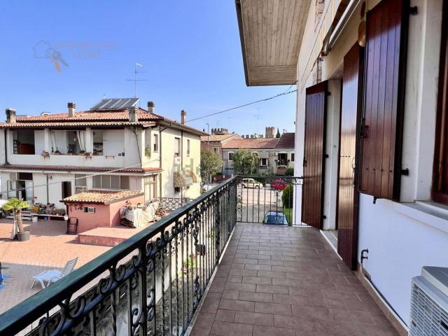 Casa in vendita a Villafranca Di Verona, Veneto